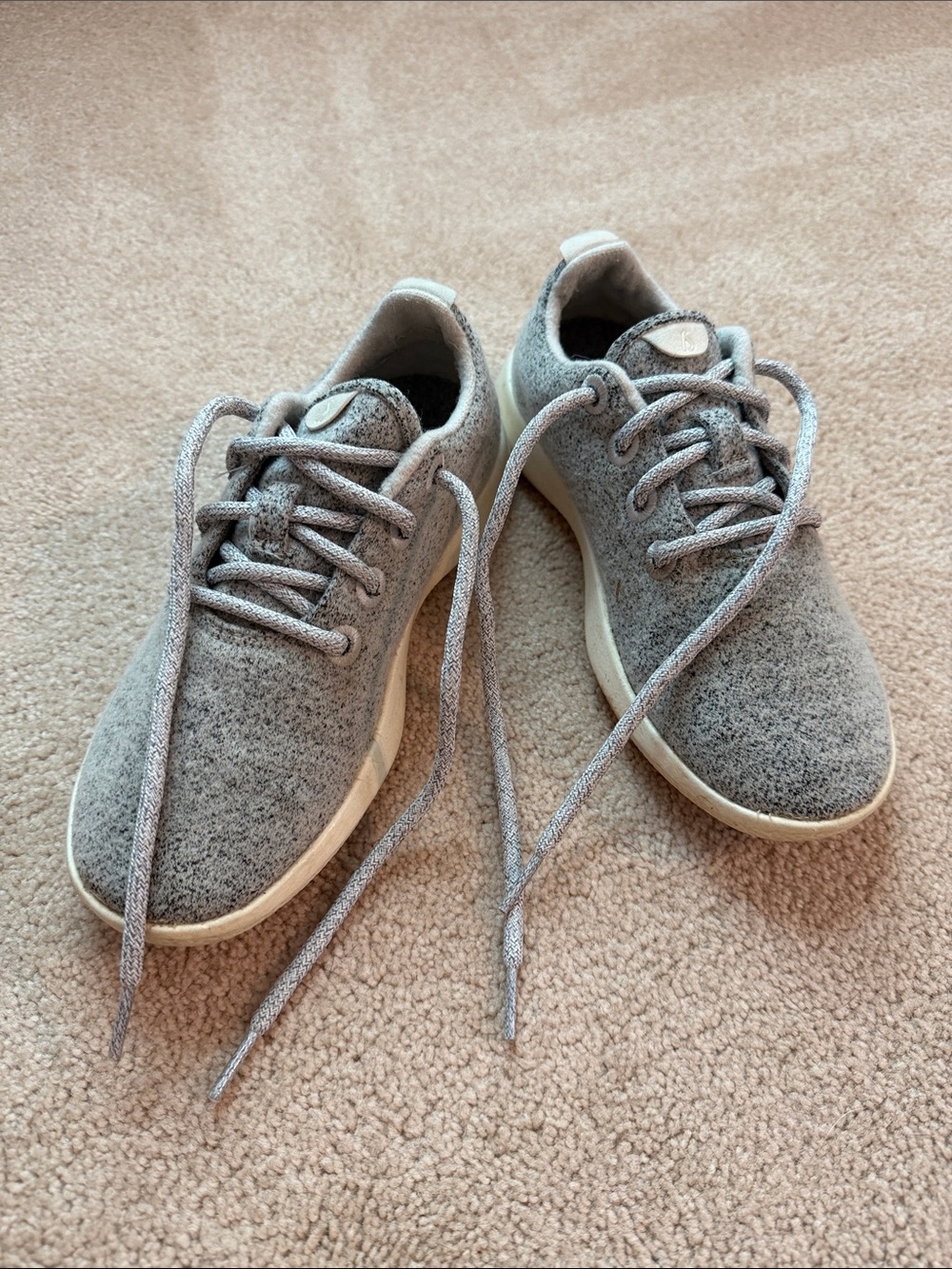 Allbirds Women’s Light Gray Wool Lace-Up Sneakers